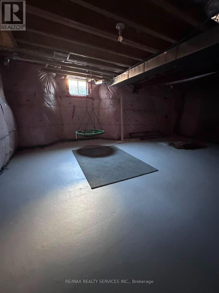 92 Folgate Crescent, Brampton, ON - Indoor Photo Showing Basement