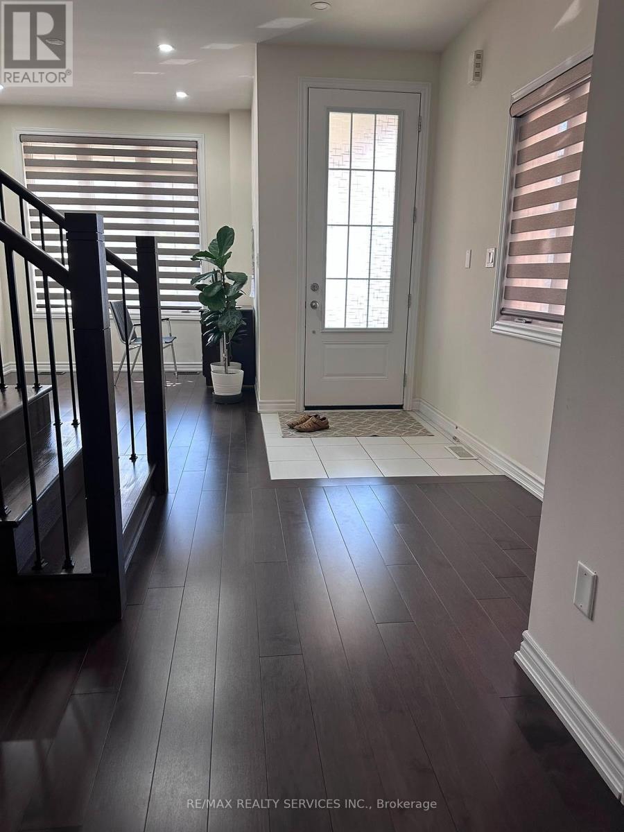 92 Folgate Crescent, Brampton, ON - Indoor Photo Showing Other Room