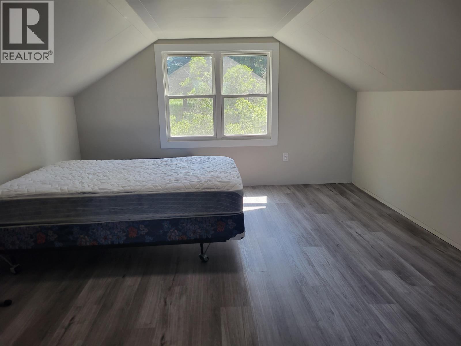 10443 Nithi Pit Road, Fraser Lake, BC - Indoor Photo Showing Bedroom