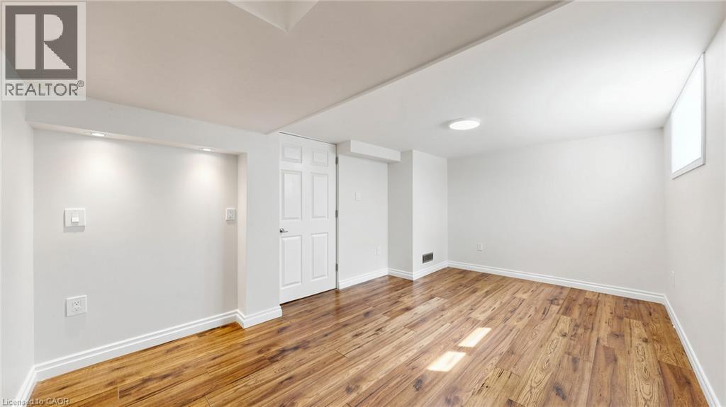 59 Longwood Road N, Hamilton, ON - Indoor Photo Showing Other Room