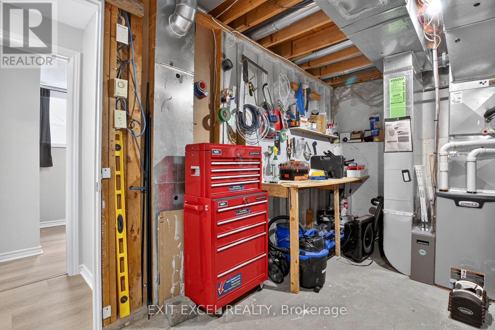 34A Forester Crescent, Ottawa, ON - Indoor Photo Showing Basement