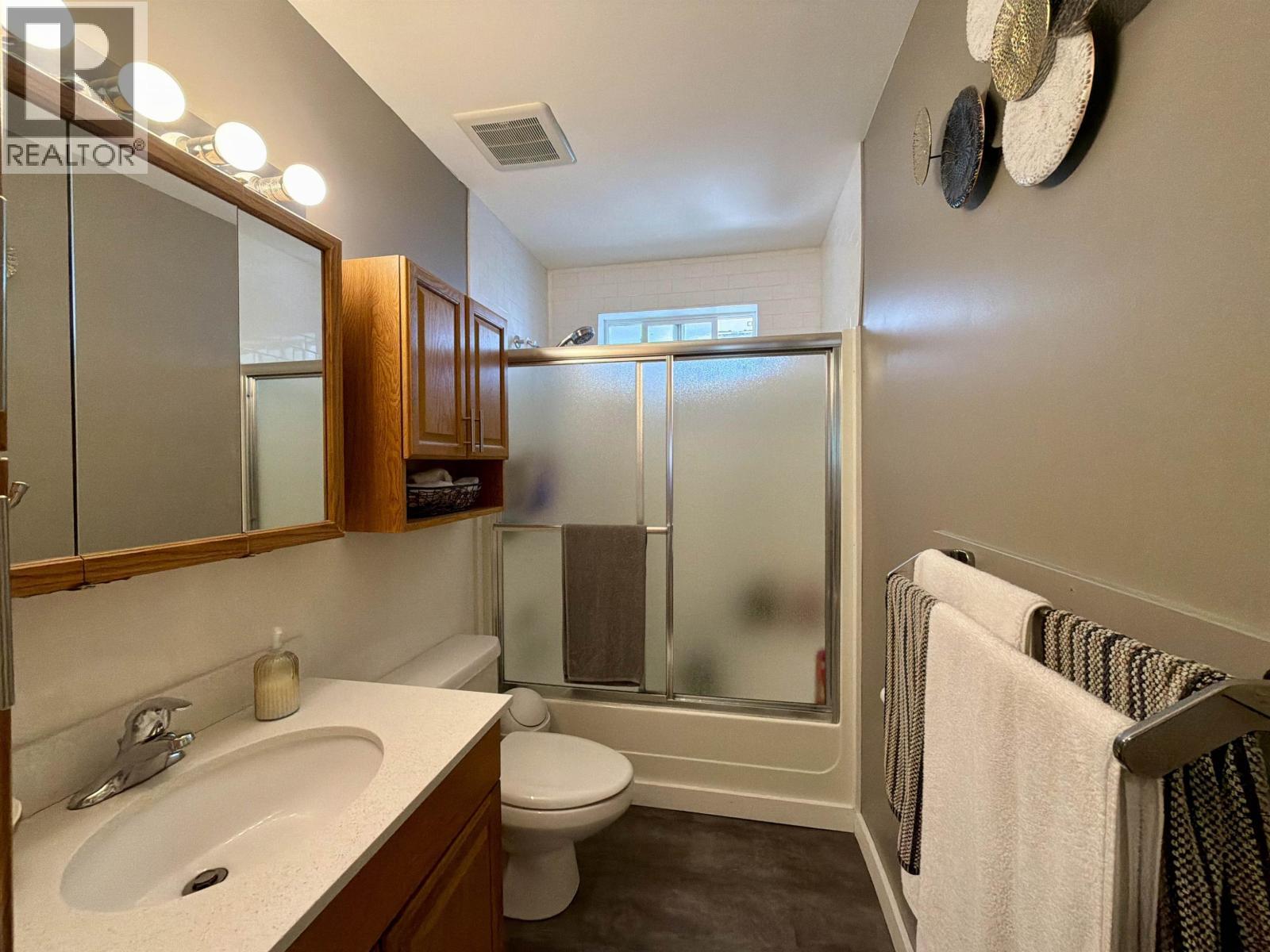 13 Nadina Crescent, Fraser Lake, BC - Indoor Photo Showing Bathroom