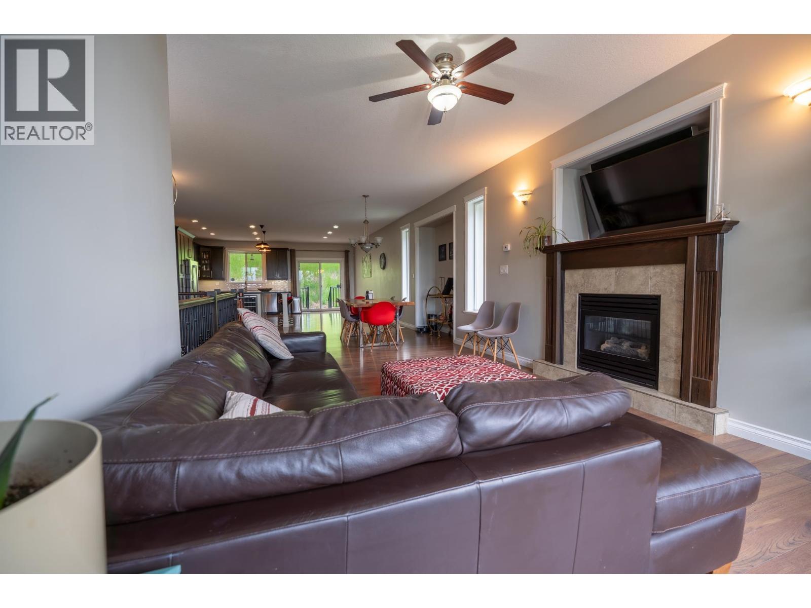 3065 Charella Place, Prince George, BC - Indoor Photo Showing Living Room With Fireplace