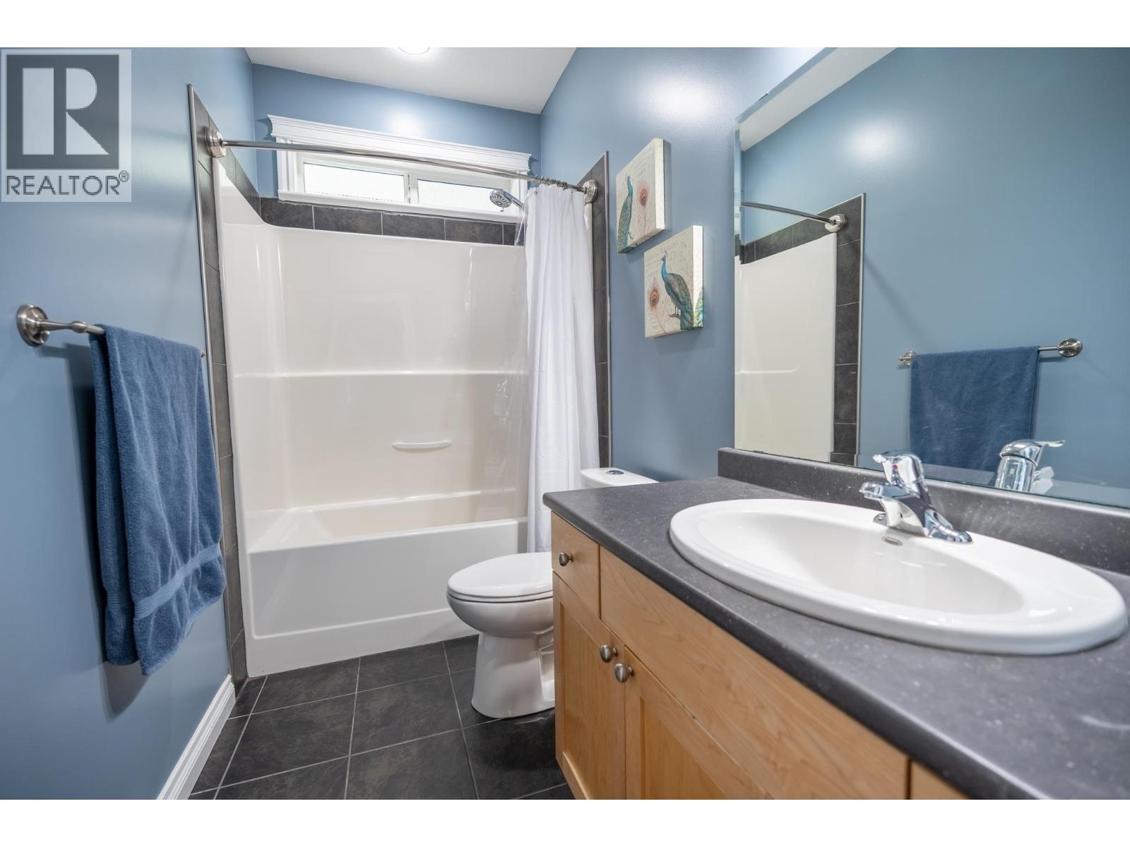 3065 Charella Place, Prince George, BC - Indoor Photo Showing Bathroom