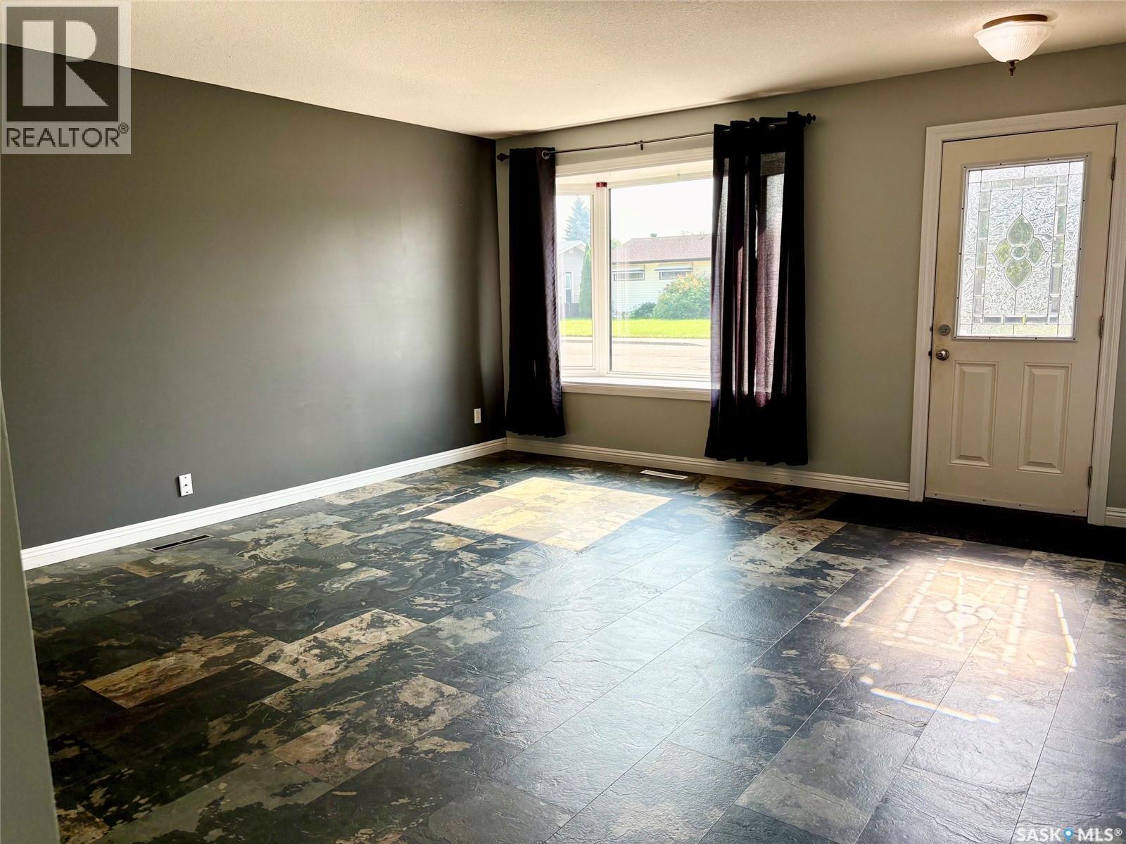 62 Canwood Crescent, Yorkton, SK - Indoor Photo Showing Other Room