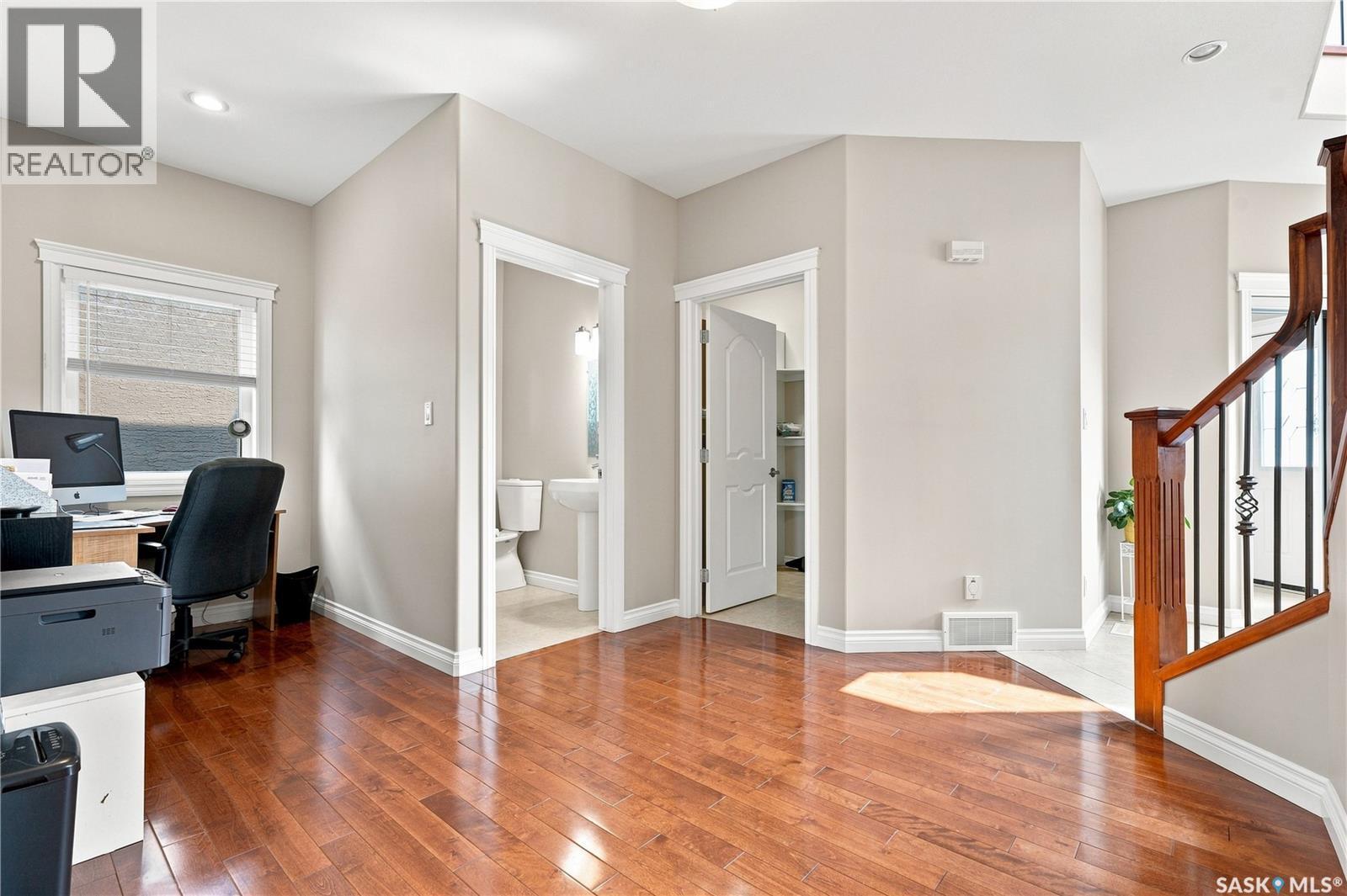315 Waters Crescent, Saskatoon, SK - Indoor Photo Showing Office