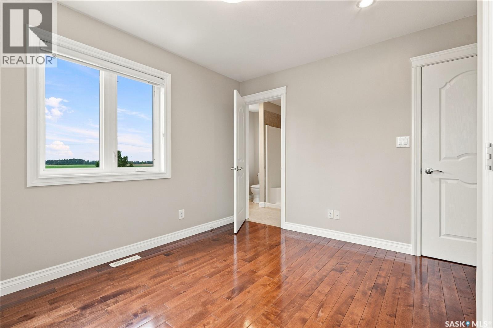315 Waters Crescent, Saskatoon, SK - Indoor Photo Showing Other Room