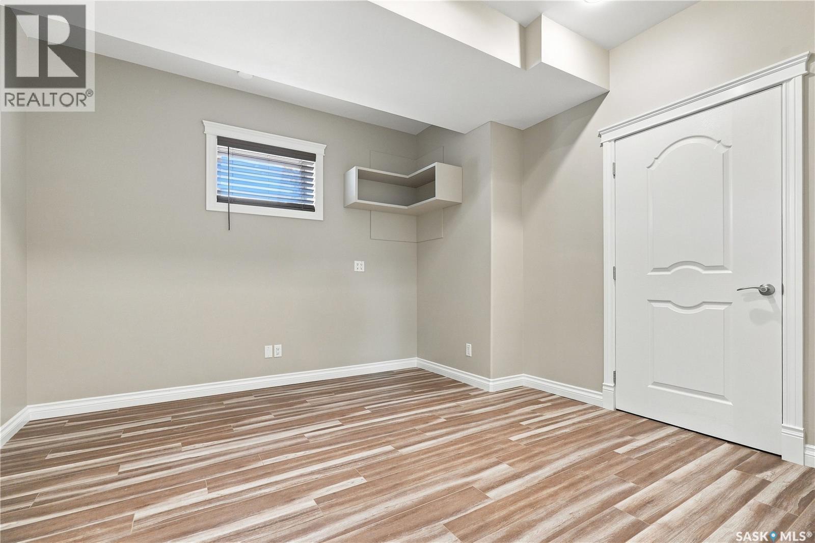 315 Waters Crescent, Saskatoon, SK - Indoor Photo Showing Other Room