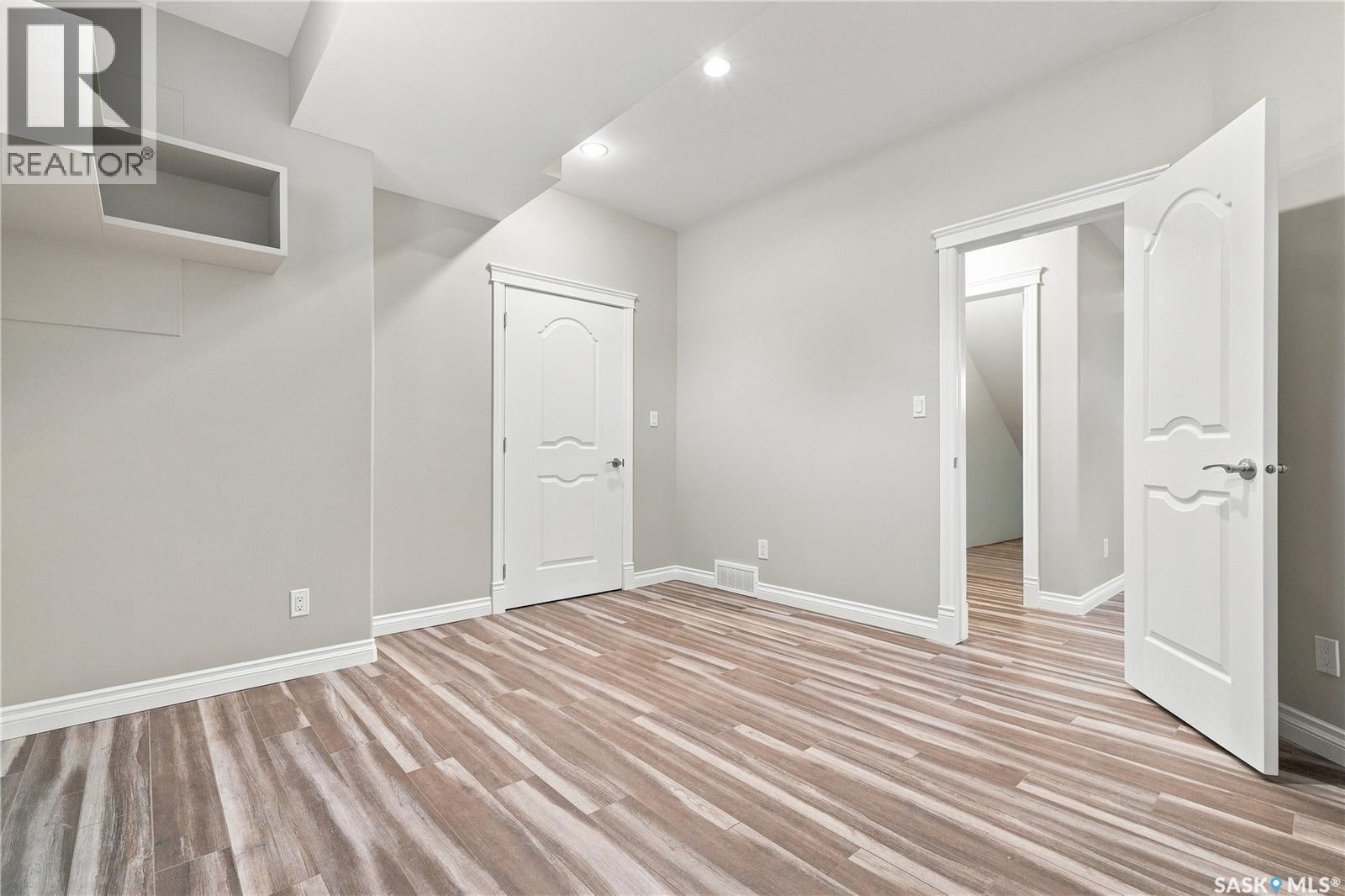 315 Waters Crescent, Saskatoon, SK - Indoor Photo Showing Other Room