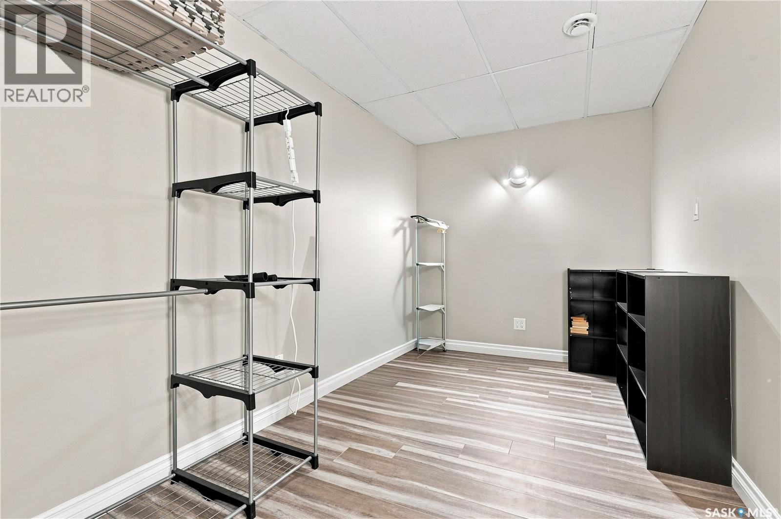 315 Waters Crescent, Saskatoon, SK - Indoor Photo Showing Other Room
