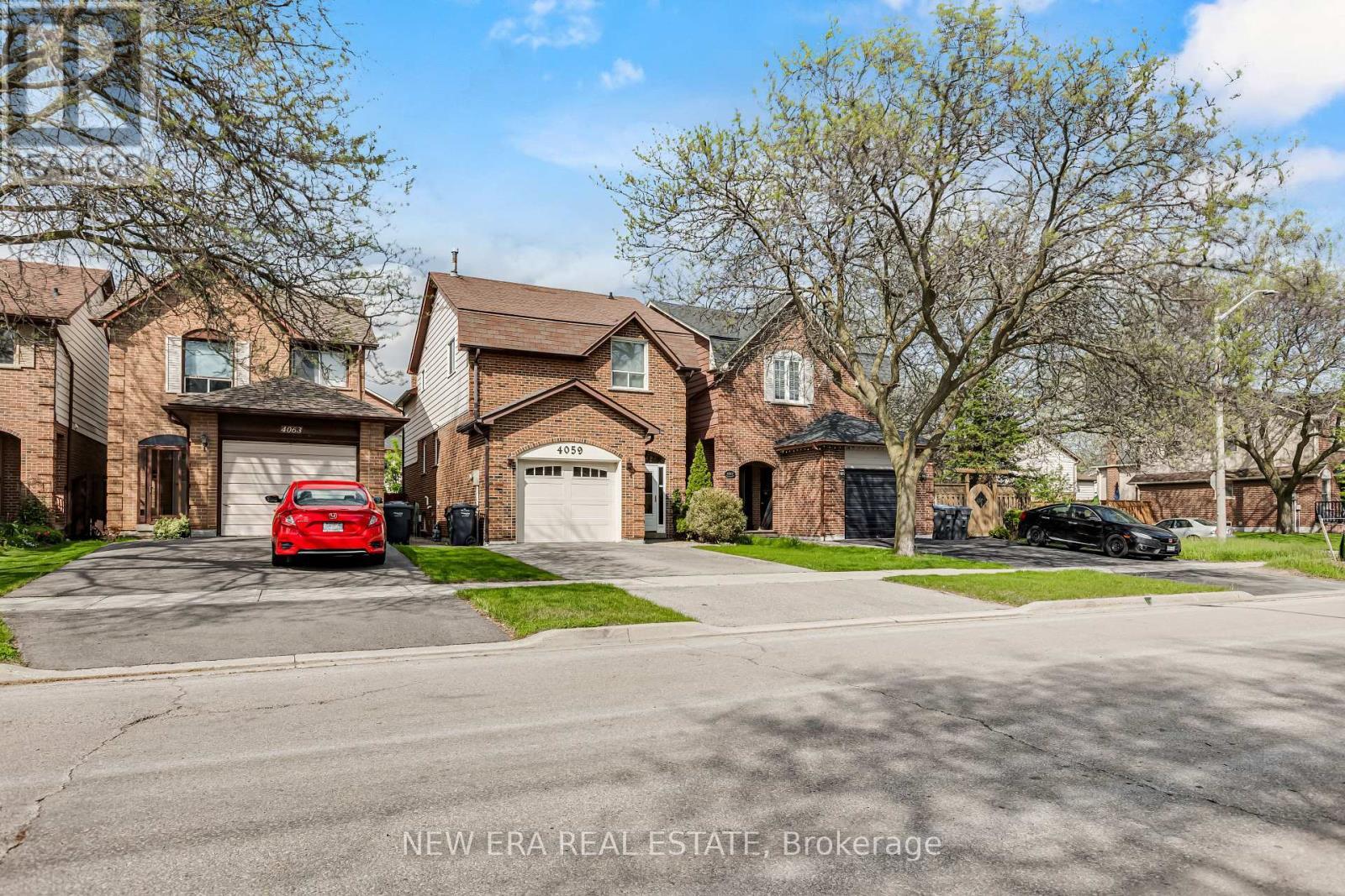 4059 Teakwood Drive, Mississauga, ON - Outdoor With Facade