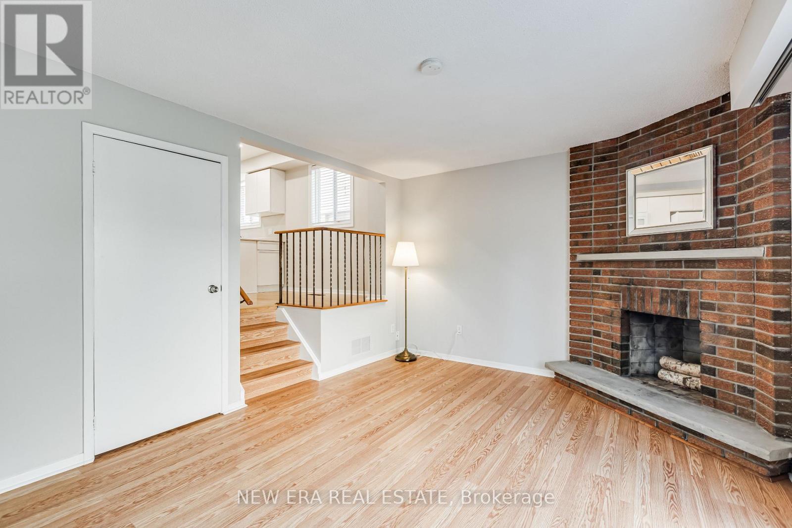4059 Teakwood Drive, Mississauga, ON - Indoor With Fireplace