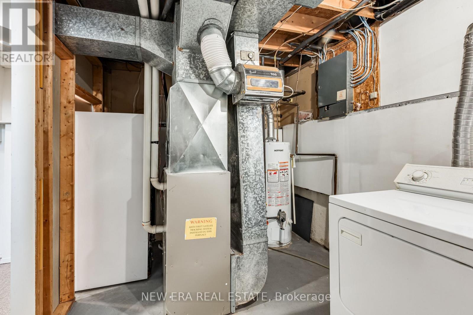 4059 Teakwood Drive, Mississauga, ON - Indoor Photo Showing Basement