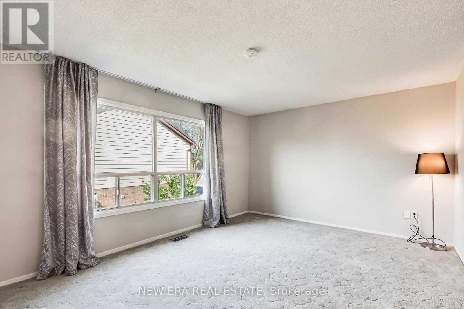 4059 Teakwood Drive, Mississauga, ON - Indoor
