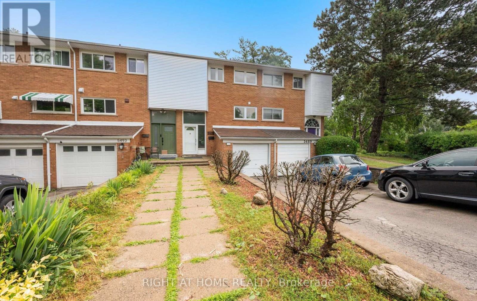 5491 Schueller Crescent, Burlington, ON - Outdoor