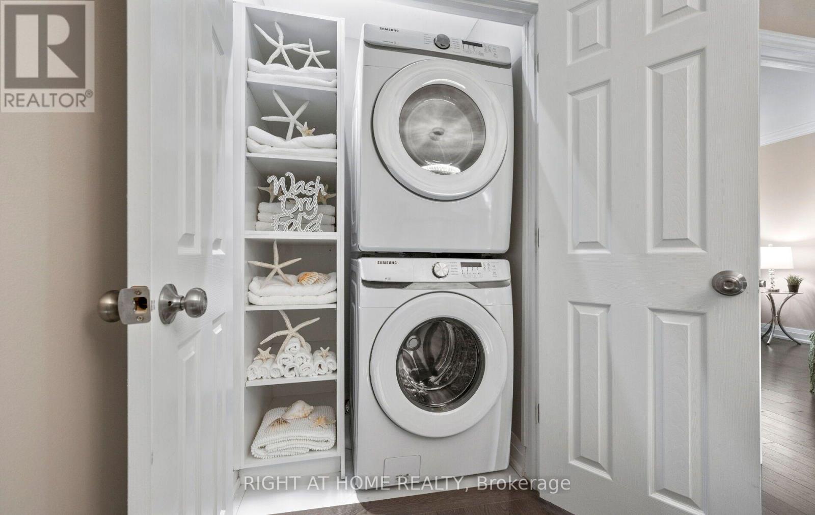 5491 Schueller Crescent, Burlington, ON - Indoor Photo Showing Laundry Room