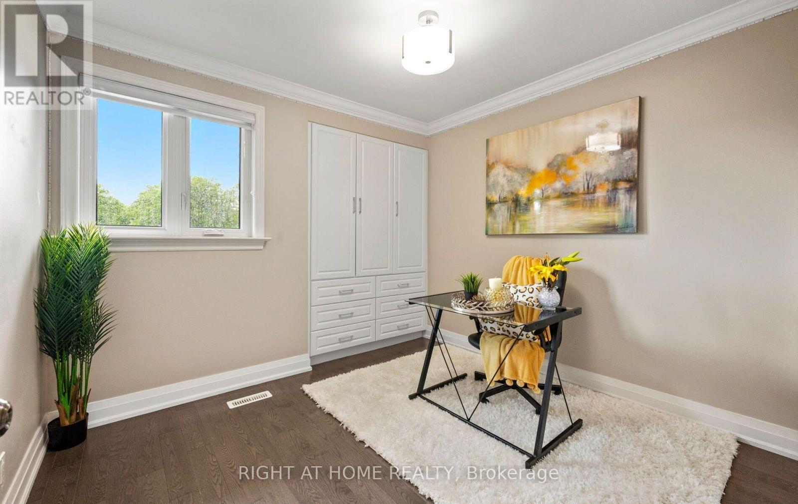 5491 Schueller Crescent, Burlington, ON - Indoor