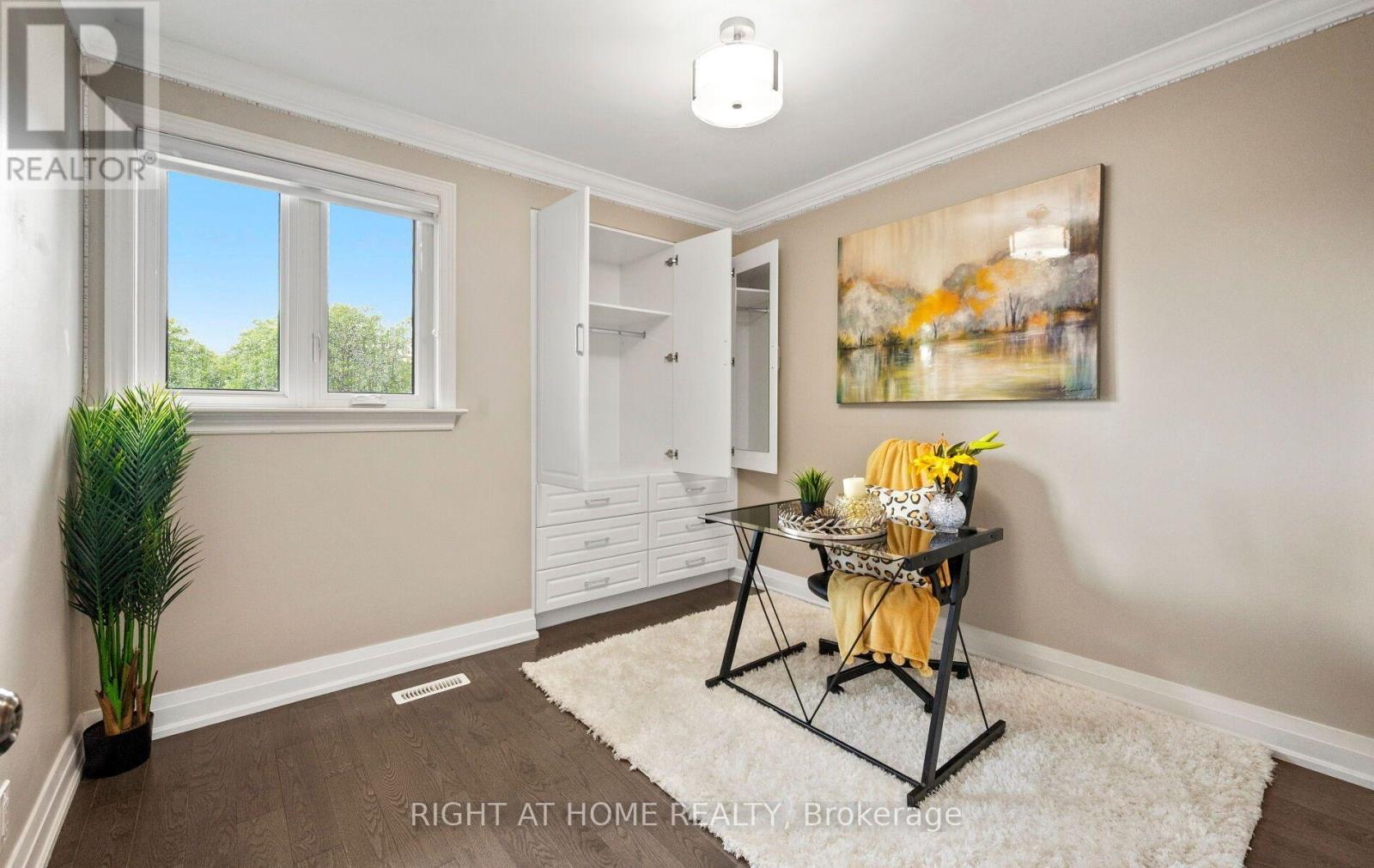 5491 Schueller Crescent, Burlington, ON - Indoor