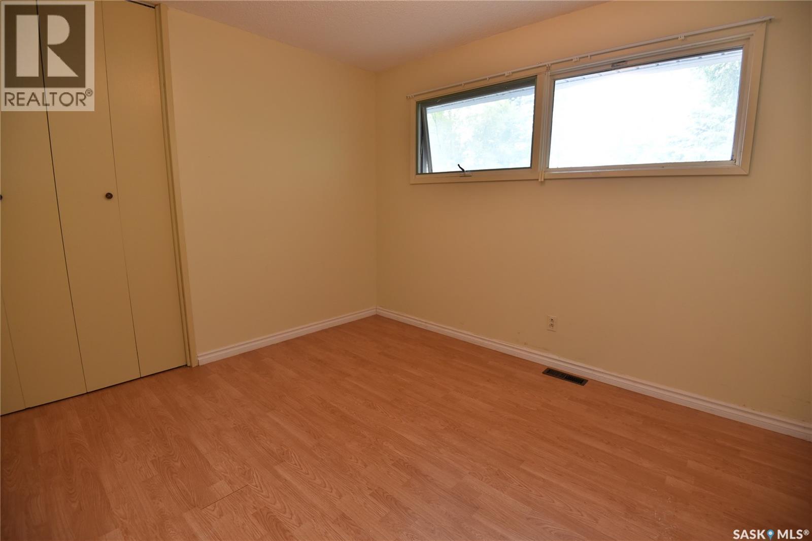 413 Maple Road E, Nipawin, SK - Indoor Photo Showing Other Room