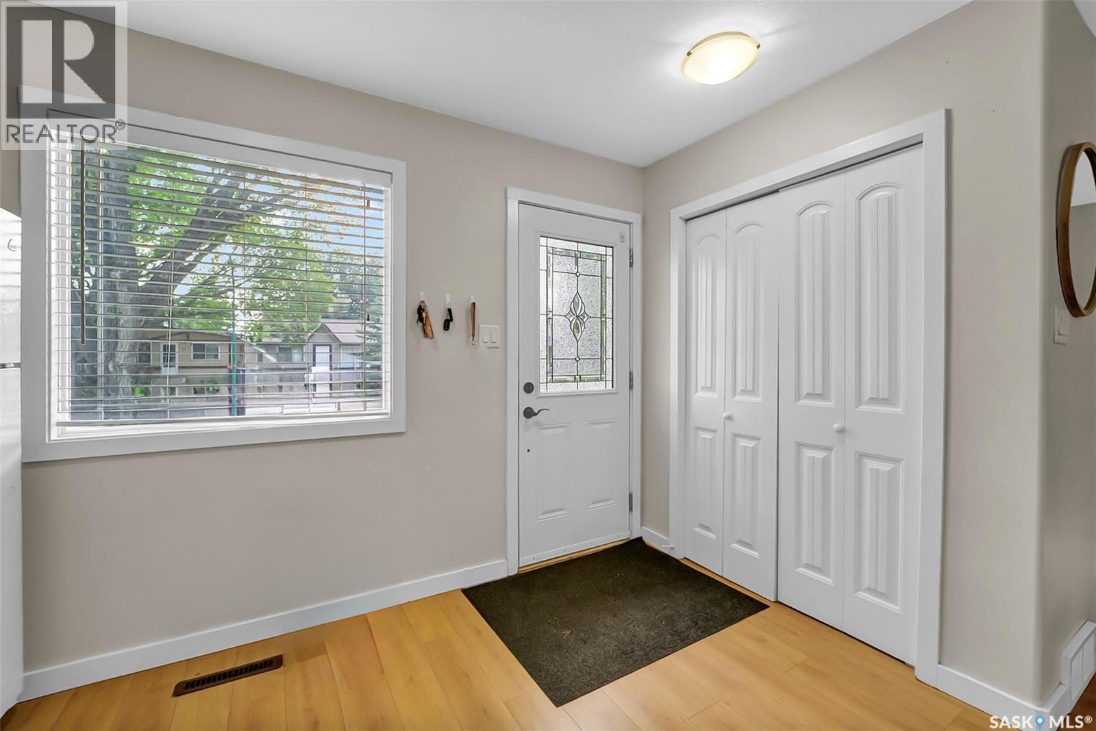 13 Carleton Drive, Saskatoon, SK - Indoor Photo Showing Other Room