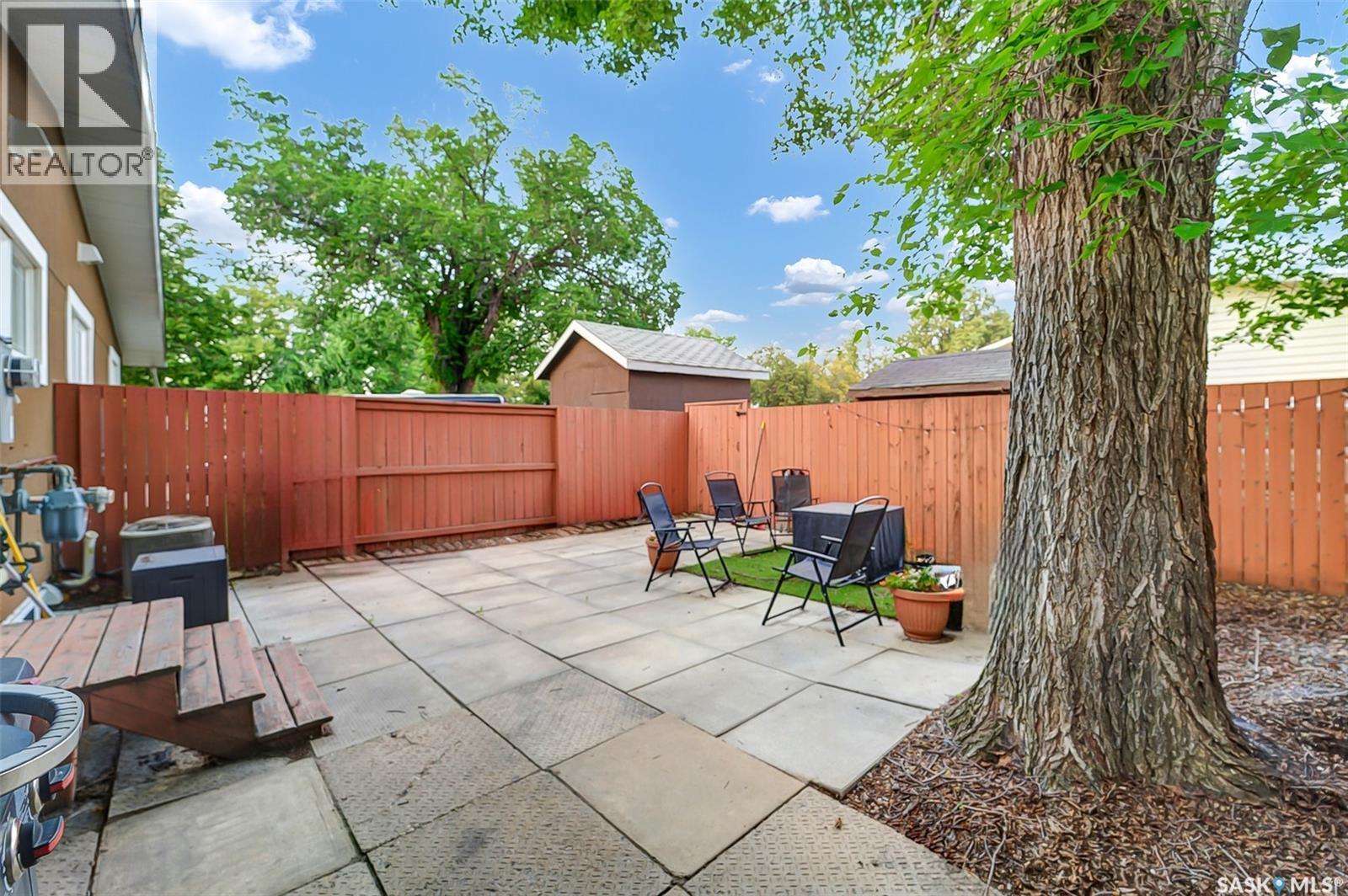 13 Carleton Drive, Saskatoon, SK - Outdoor