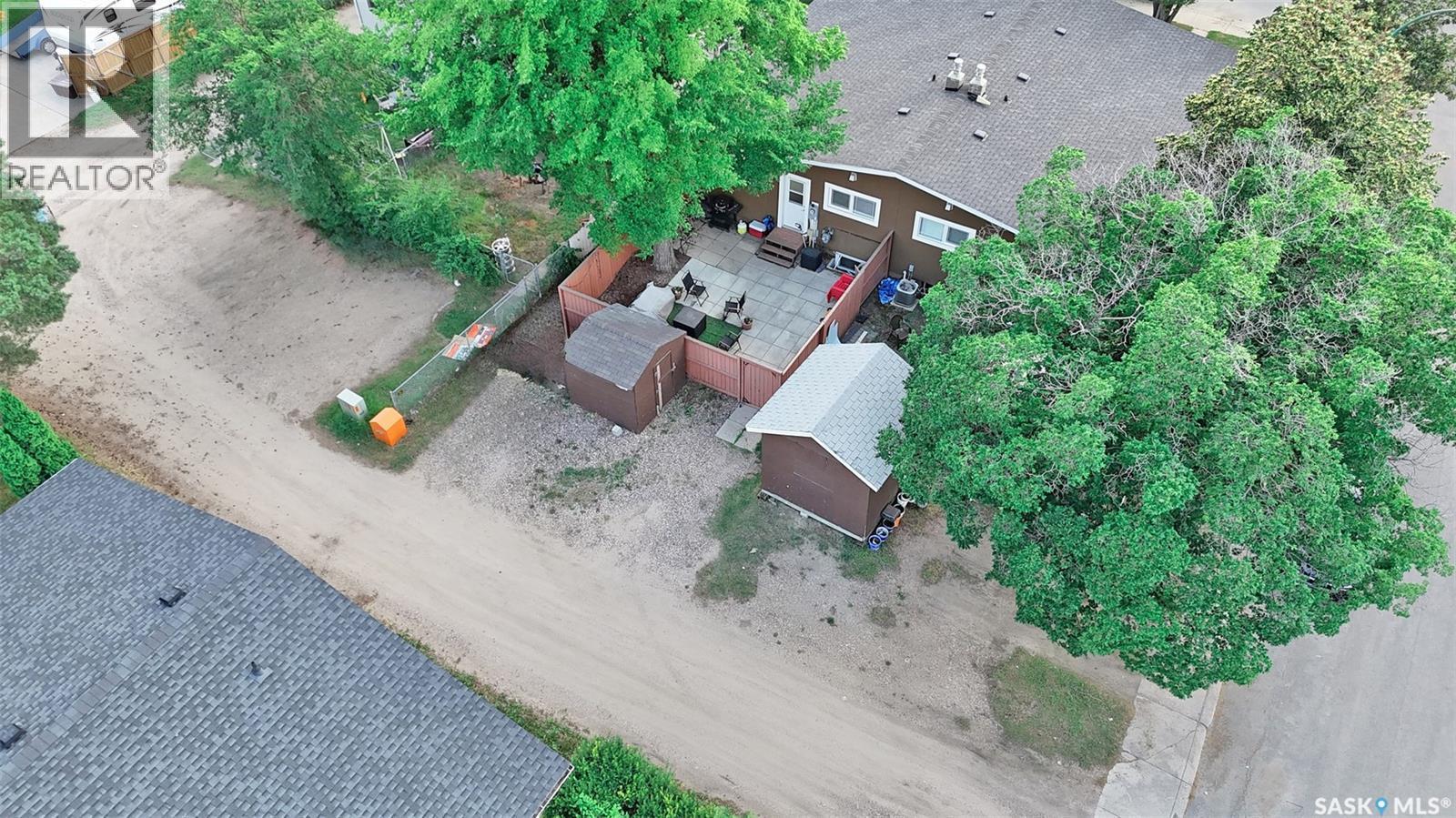 13 Carleton Drive, Saskatoon, SK - Outdoor