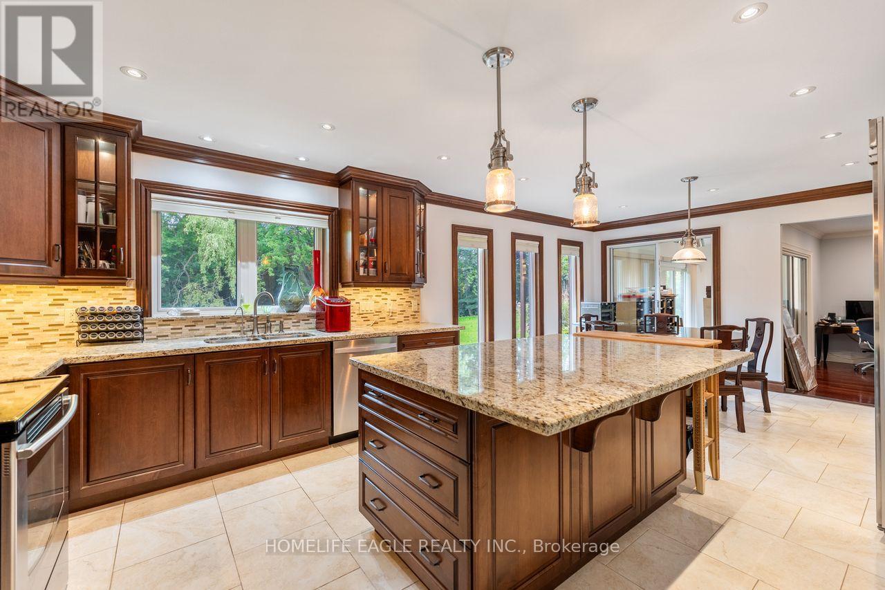 5803 3Rd Line, New Tecumseth, ON - Indoor Photo Showing Kitchen With Upgraded Kitchen
