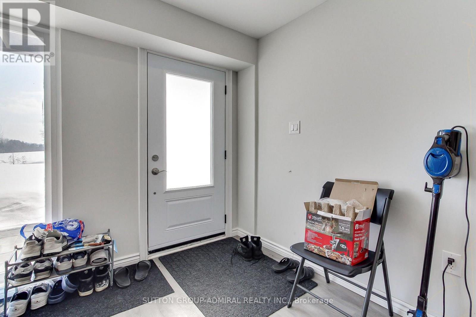 7205 19Th Side Road, King, ON - Indoor Photo Showing Other Room