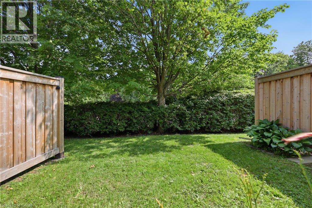 10 Davidson Boulevard Unit# 24, Dundas, ON - Outdoor