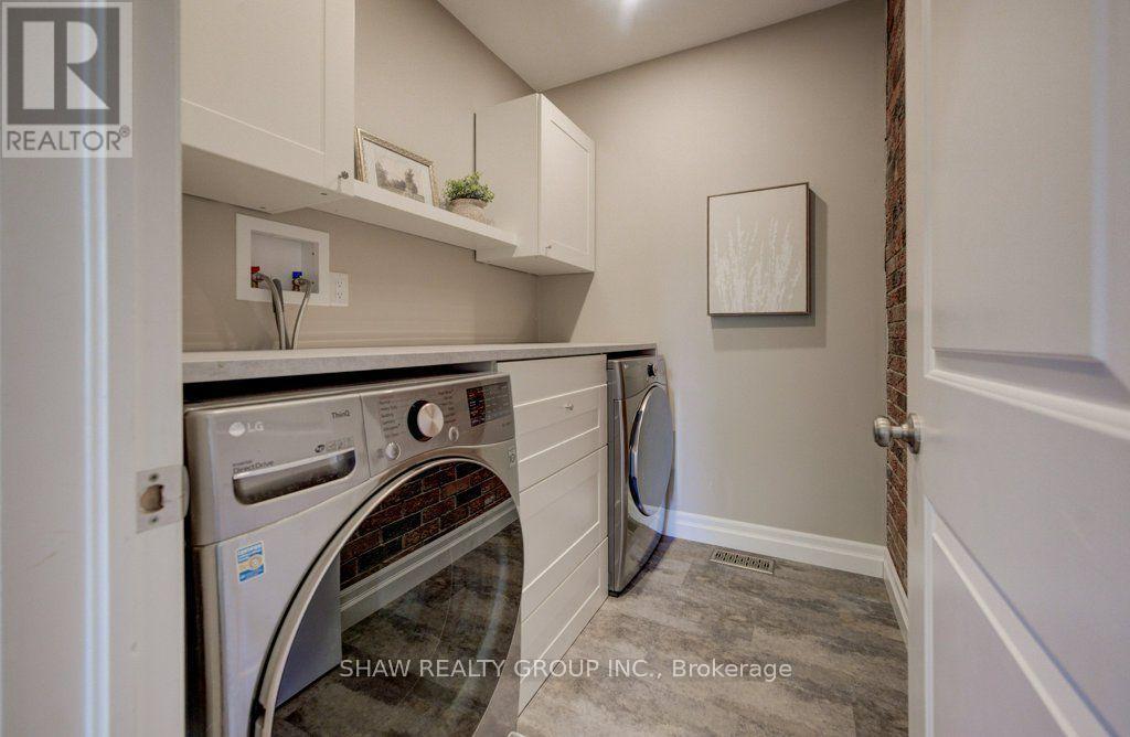3335 Lobsinger Line, Wellesley, ON - Indoor Photo Showing Laundry Room