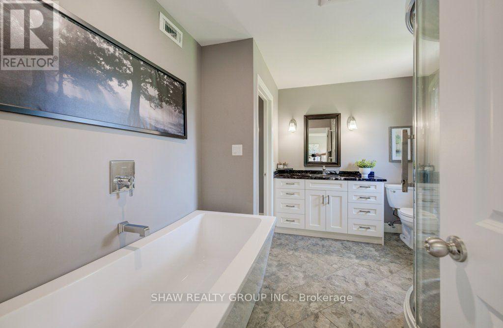 3335 Lobsinger Line, Wellesley, ON - Indoor Photo Showing Bathroom