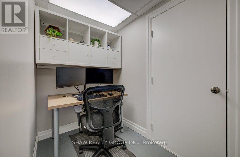 3335 Lobsinger Line, Wellesley, ON - Indoor Photo Showing Office