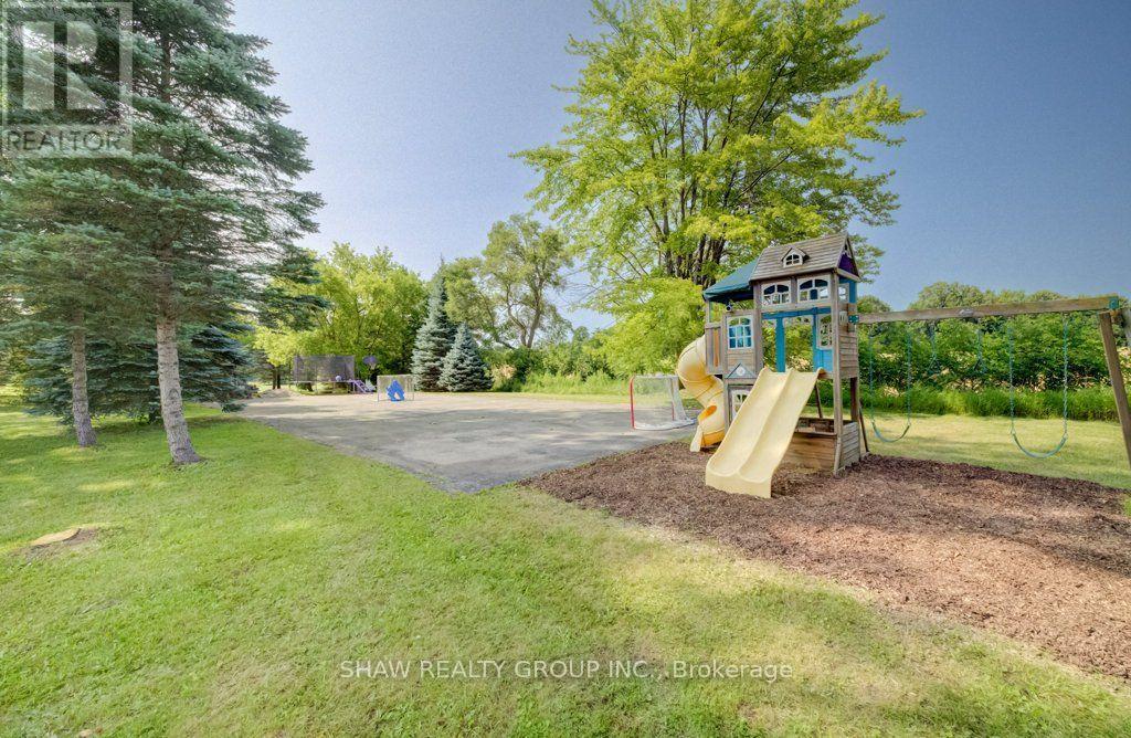 3335 Lobsinger Line, Wellesley, ON - Outdoor