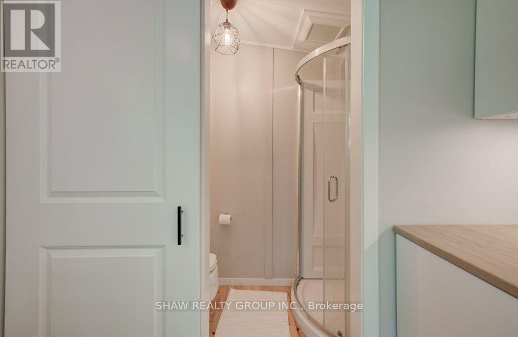 3335 Lobsinger Line, Wellesley, ON - Photo Showing Bathroom