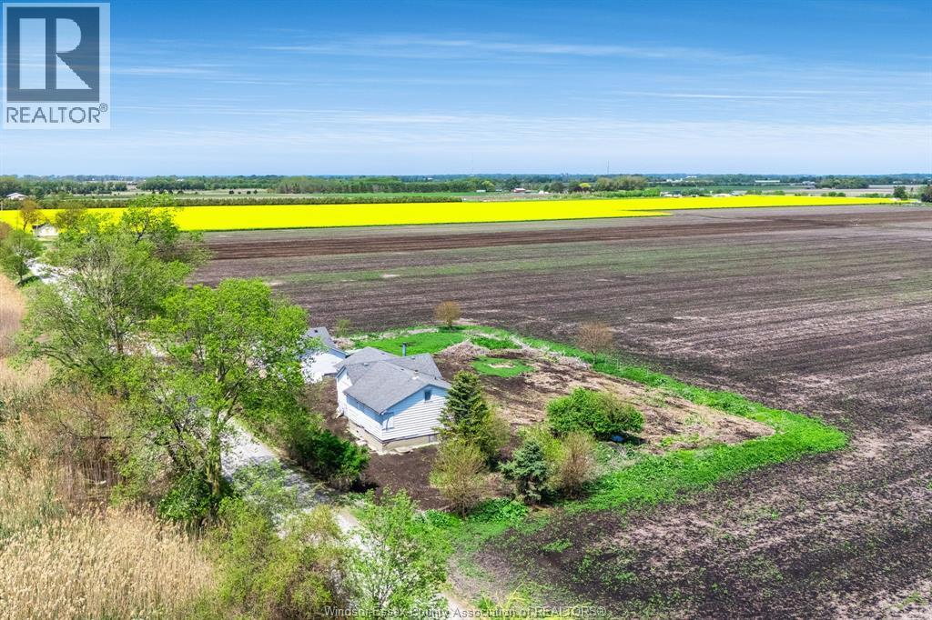 1833 Mersea Rd E, Leamington, ON - Outdoor With View