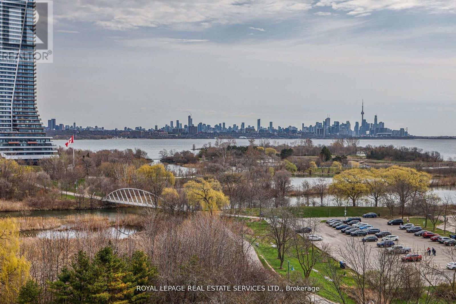 1010 - 2261 Lake Shore Boulevard W, Toronto, ON - Outdoor With Body Of Water With View
