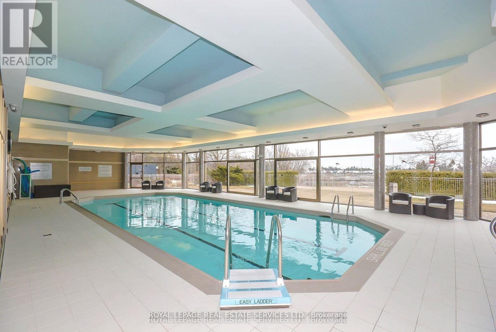1010 - 2261 Lake Shore Boulevard W, Toronto, ON - Indoor Photo Showing Other Room With In Ground Pool