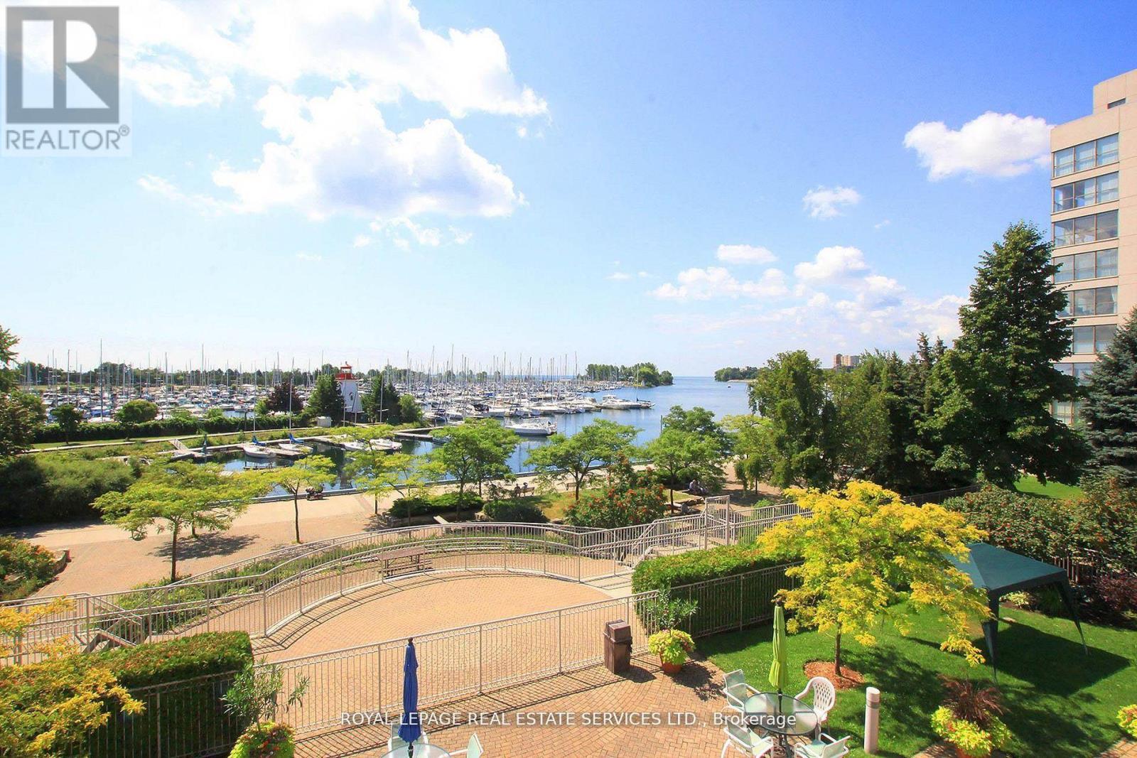 1010 - 2261 Lake Shore Boulevard W, Toronto, ON - Outdoor With View