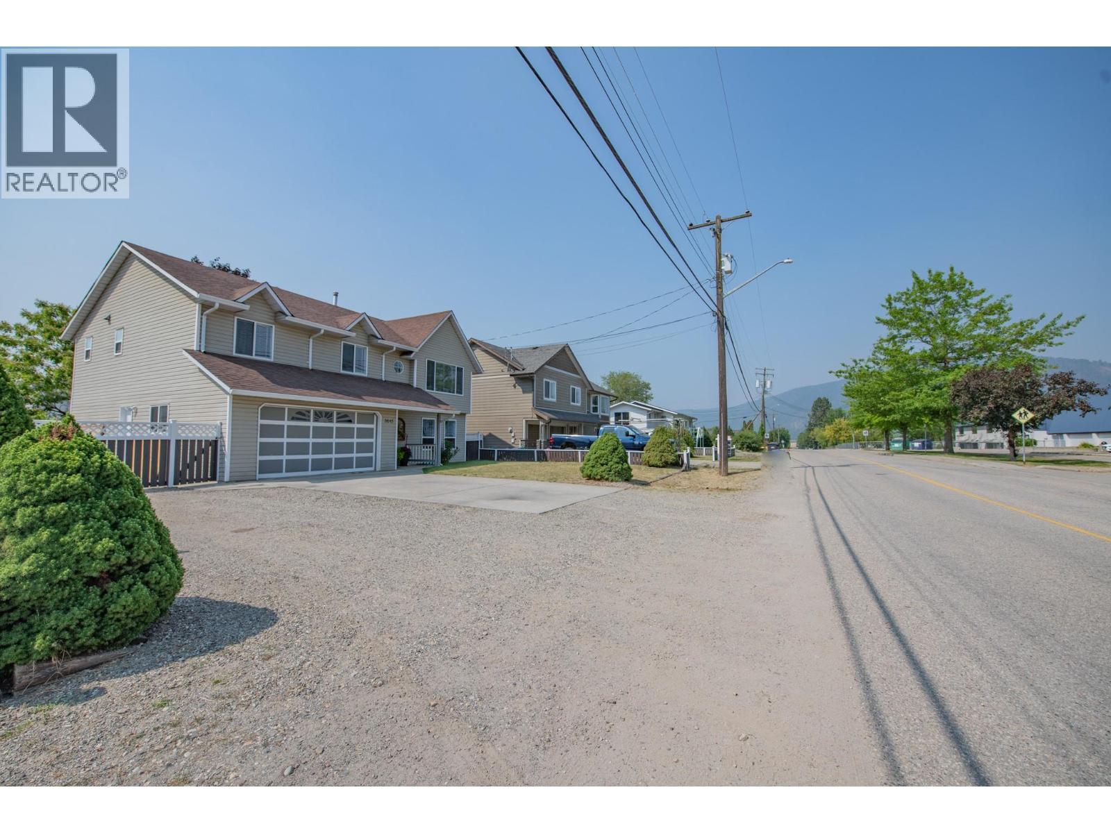 3645 Patten Drive, Armstrong, BC - Outdoor