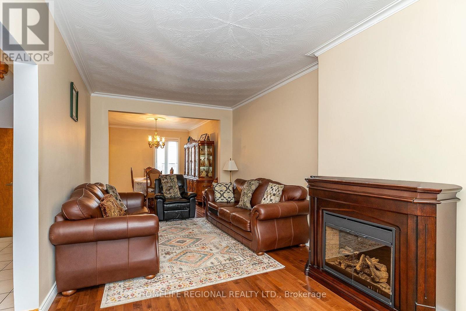 110 Grace Street, Toronto, ON - Indoor Photo Showing Living Room With Fireplace