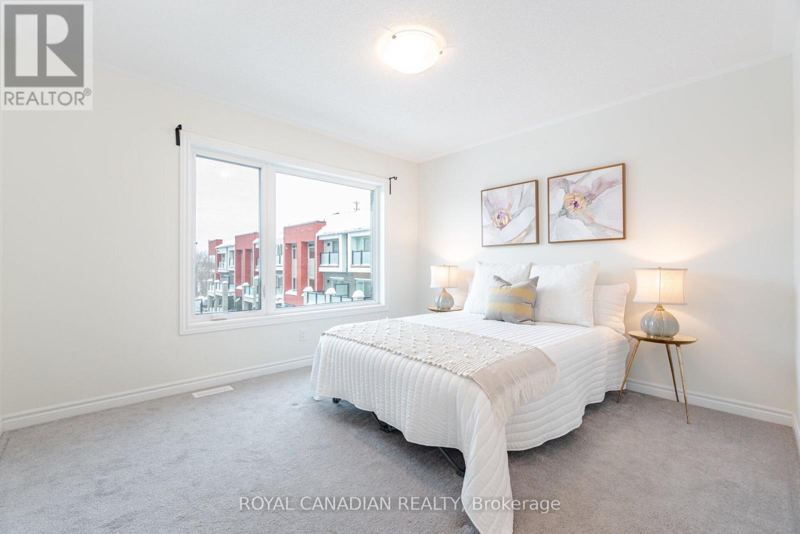401 - 1034 Reflection Place, Pickering, ON - Indoor Photo Showing Bedroom