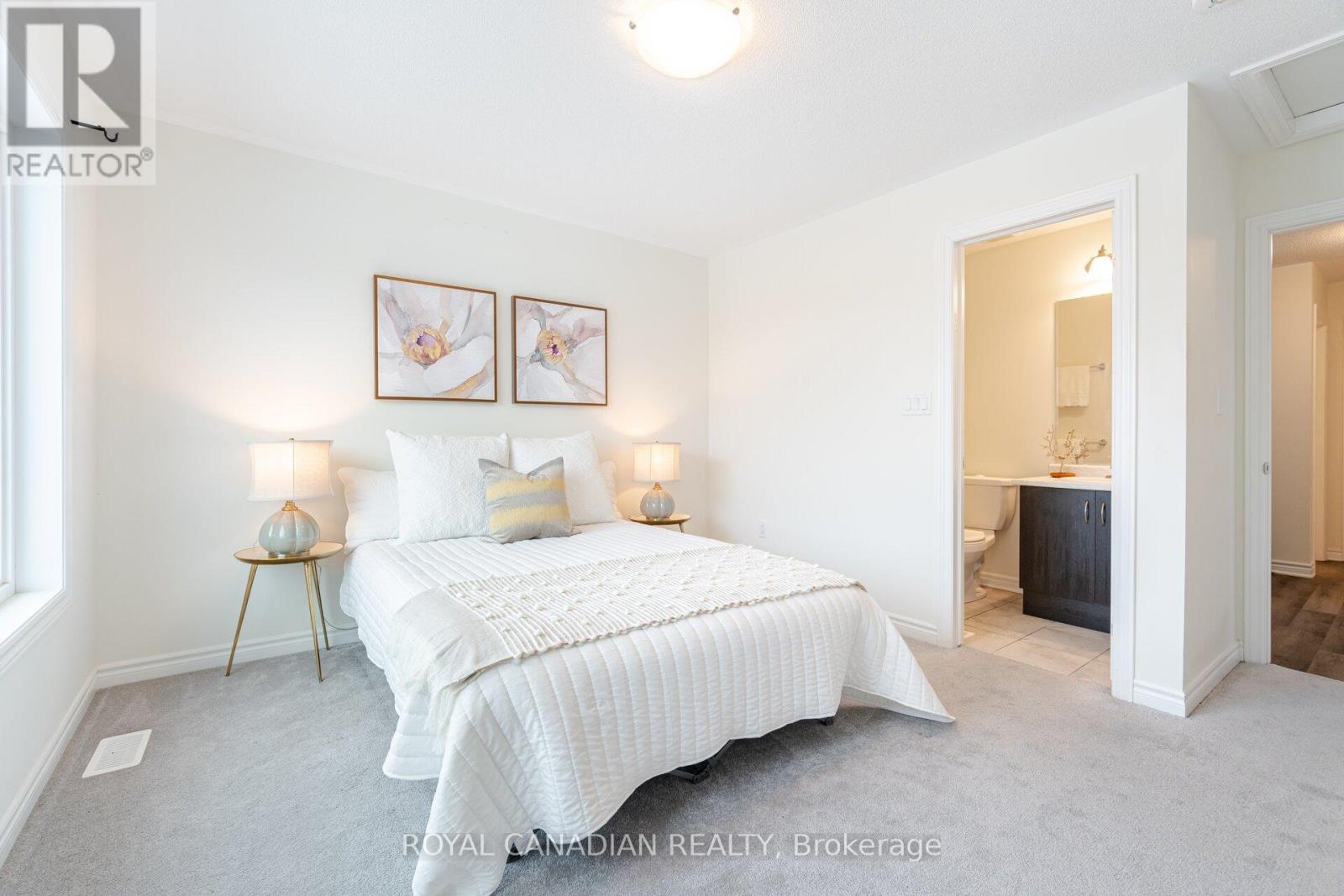 401 - 1034 Reflection Place, Pickering, ON - Indoor Photo Showing Bedroom
