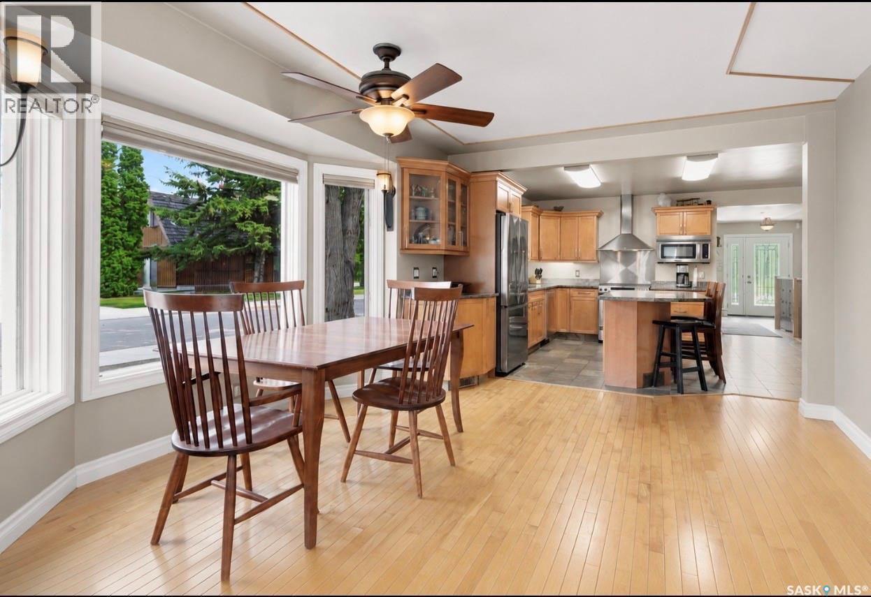 1201 Spadina Crescent W, Saskatoon, SK - Indoor Photo Showing Dining Room