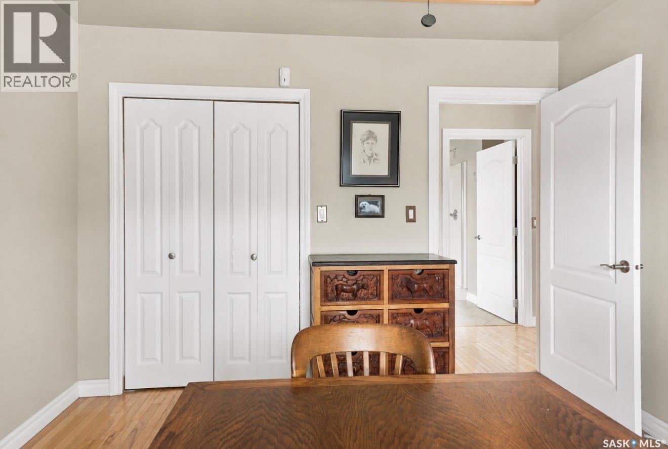 1201 Spadina Crescent W, Saskatoon, SK - Indoor