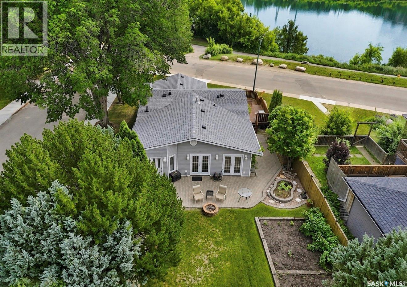 1201 Spadina Crescent W, Saskatoon, SK - Outdoor