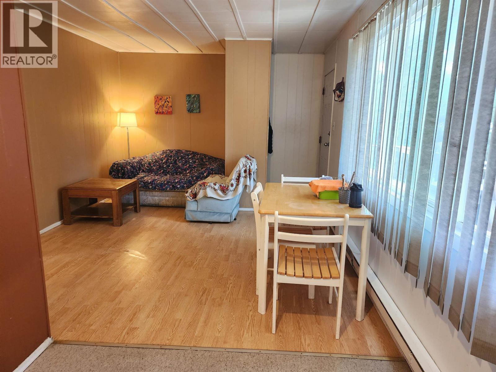 1944 Poplar Avenue, Quesnel, BC - Indoor