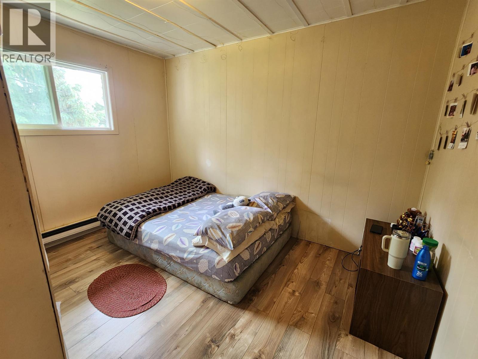 1944 Poplar Avenue, Quesnel, BC - Indoor Photo Showing Bedroom
