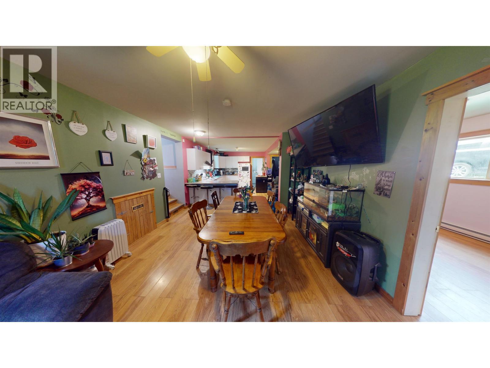 1944 Poplar Avenue, Quesnel, BC - Indoor
