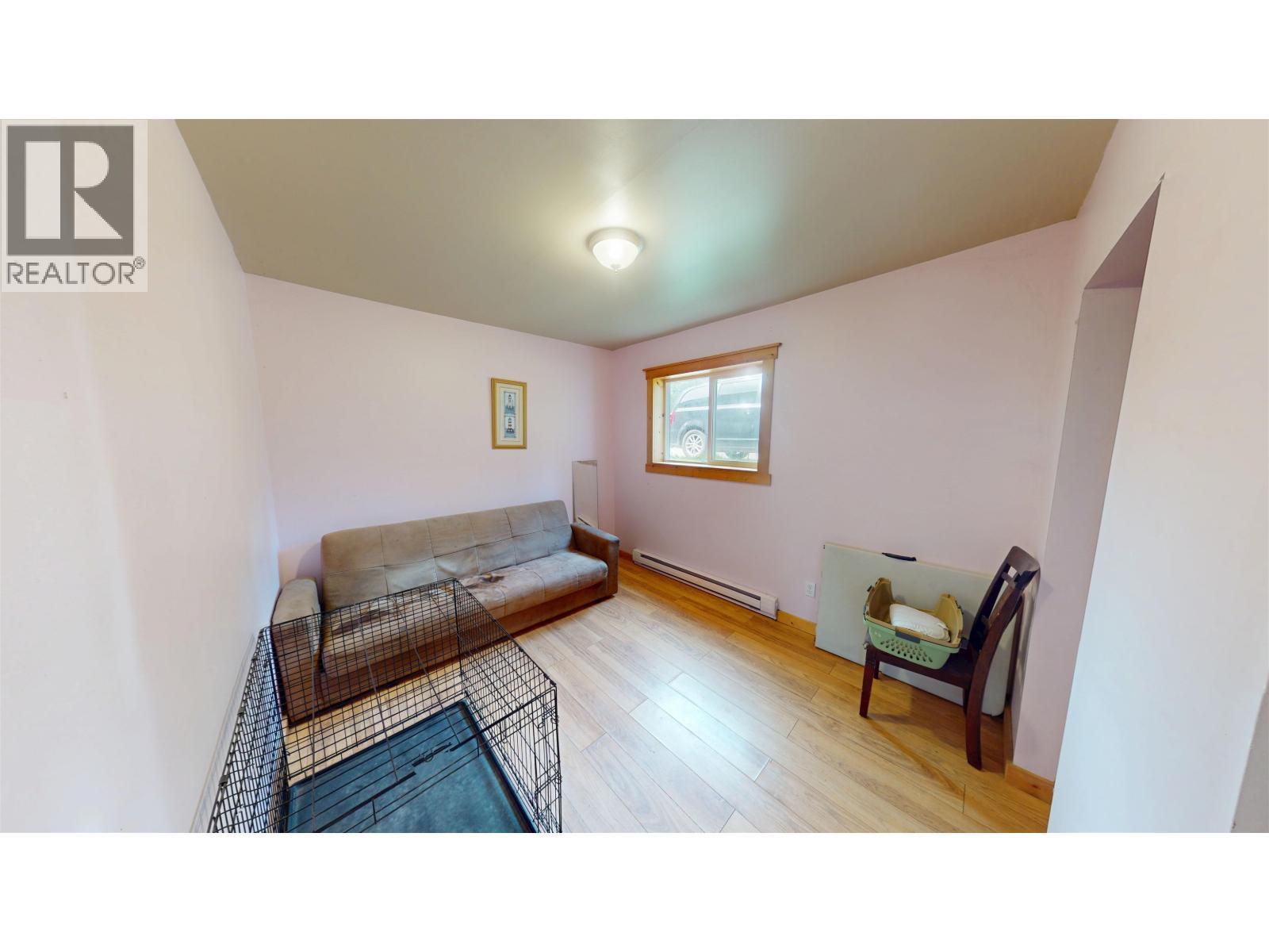 1944 Poplar Avenue, Quesnel, BC - Indoor