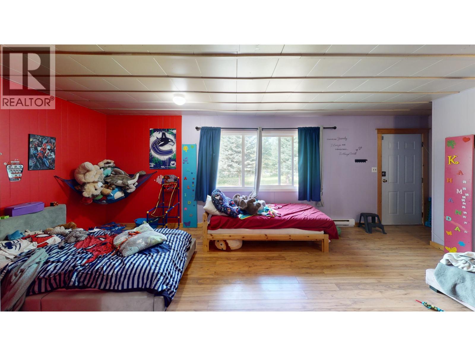 1944 Poplar Avenue, Quesnel, BC - Indoor Photo Showing Bedroom